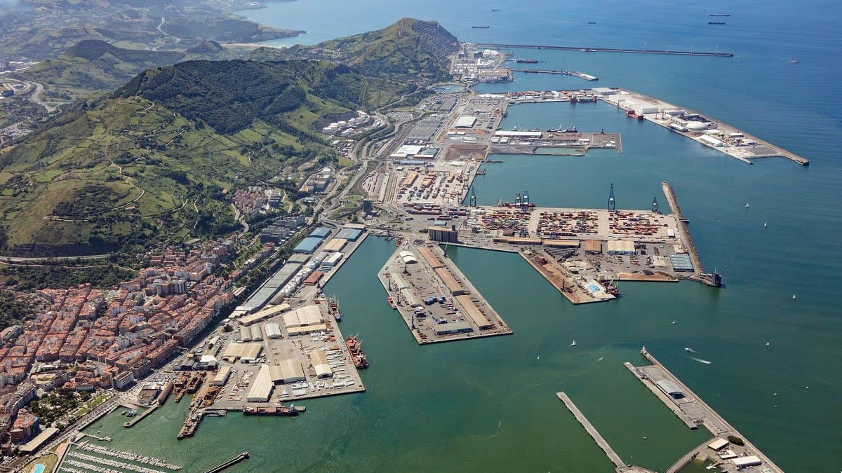 La Fundación Puerto y Ría de Bilbao lanza una nueva edición de su programa de prácticas para jóvenes titulados