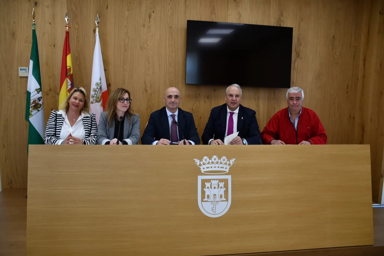Fundación Cepsa firma con «Alternativas» un convenio para un programa de envejecimiento activo