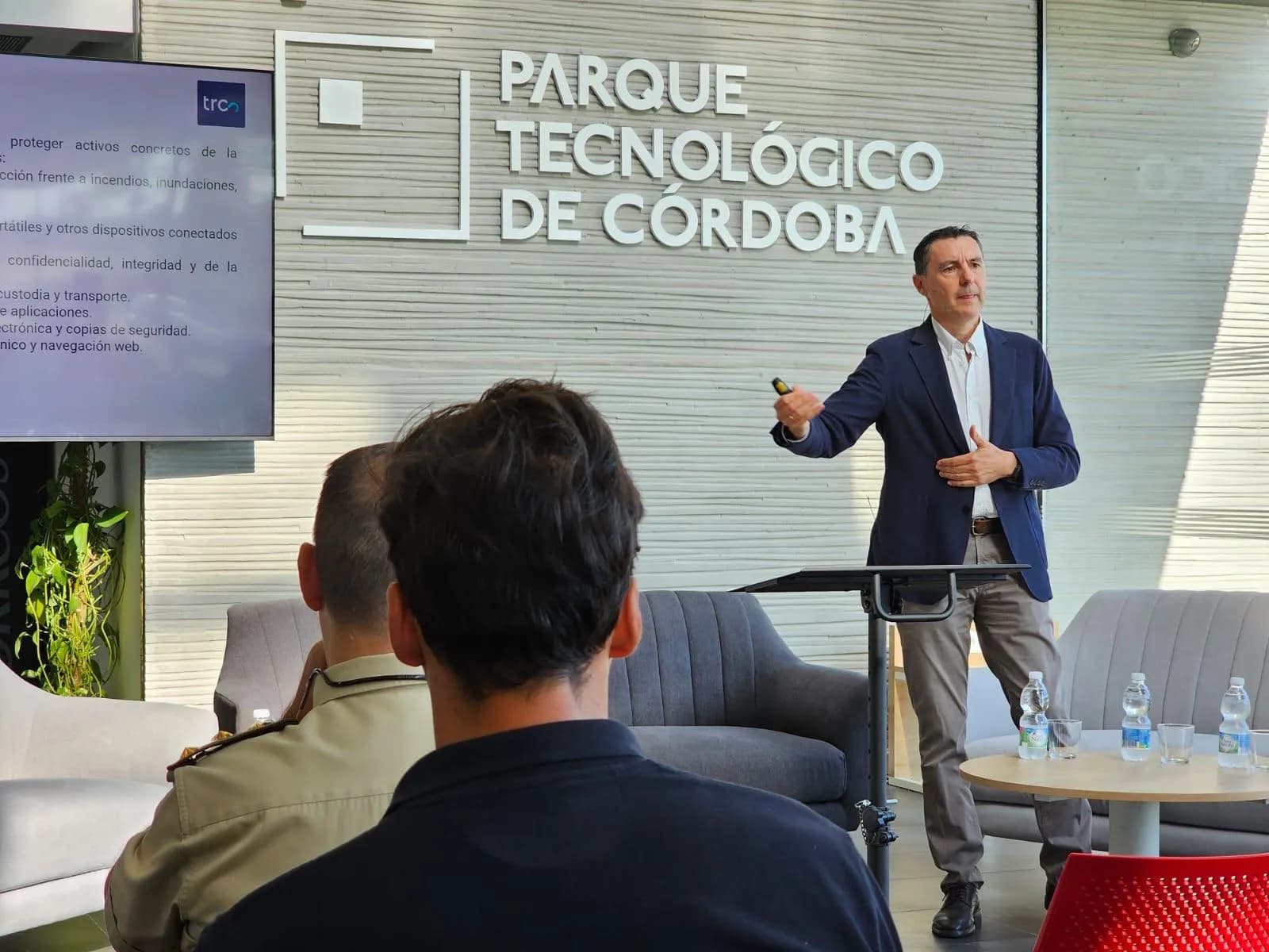 TRC presenta sus soluciones de ciberseguridad en el ciclo de jornadas técnicas empresariales en Córdoba