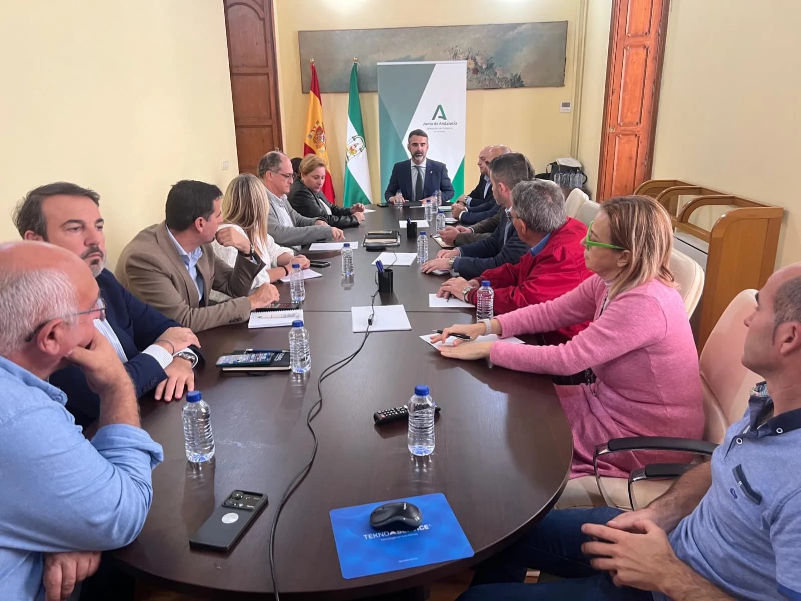 La Junta de Andalucía rechaza la propuesta europea de recortes en la pesca de arrastre en el Mediterráneo