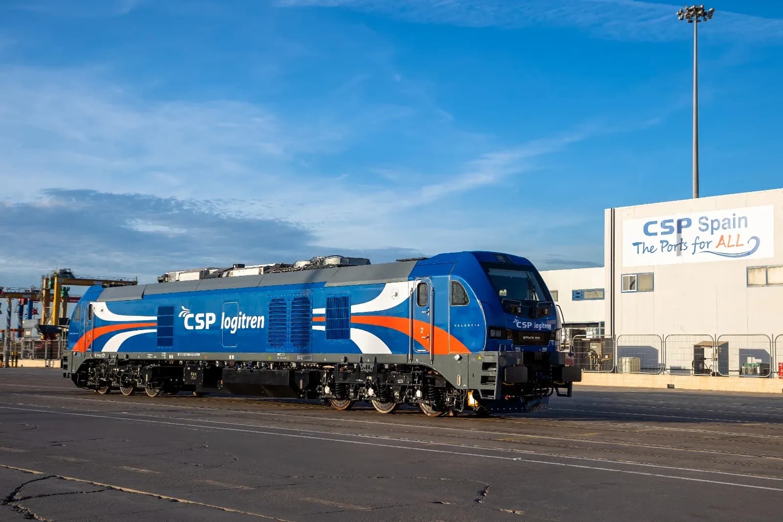 CSP Spain presenta la locomotora EURO4001de cara a impulsar el transporte ferroviario de mercancías
