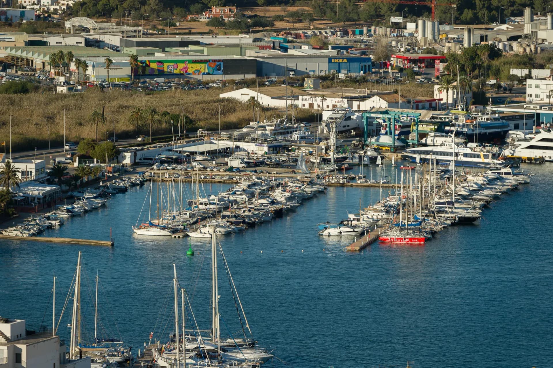 La APB otorga la gestión de amarres en el puerto de Eivissa a Puertos y Litorales Sostenibles
