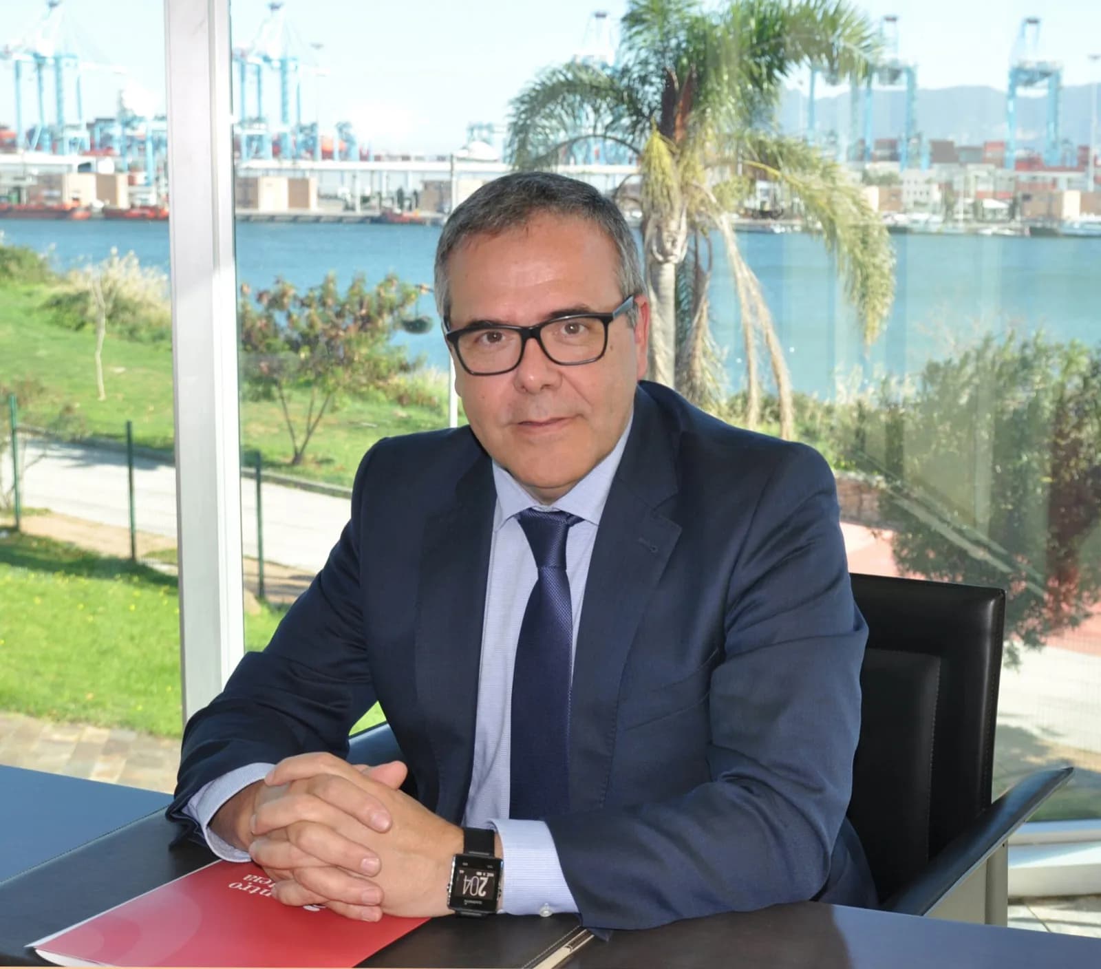 La Cámara de Comercio del Campo de Gibraltar advierte sobre el impacto de los impuestos extraordinarios en el sector energético