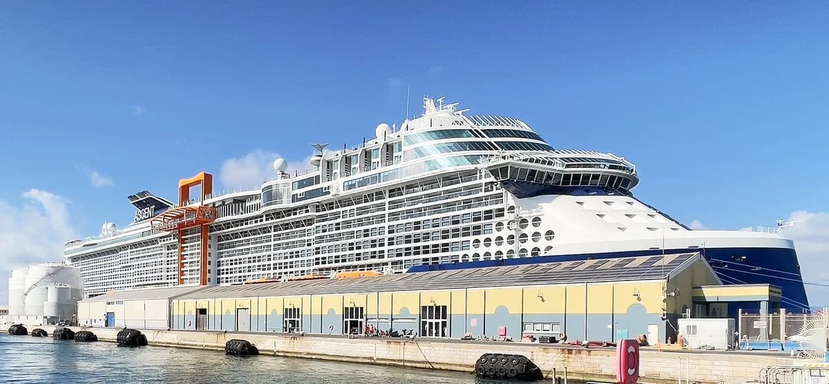 El crucero «Celebrity Ascent» realiza su escala inaugural en Gibraltar