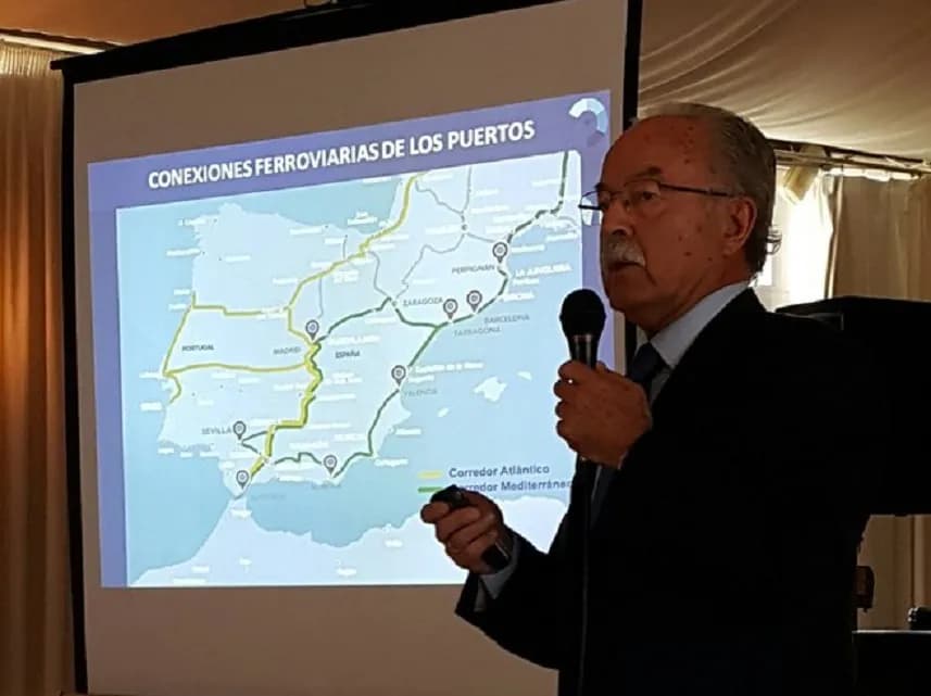 El crecimiento de los tráficos del puerto algecireño necesita un nuevo Corredor