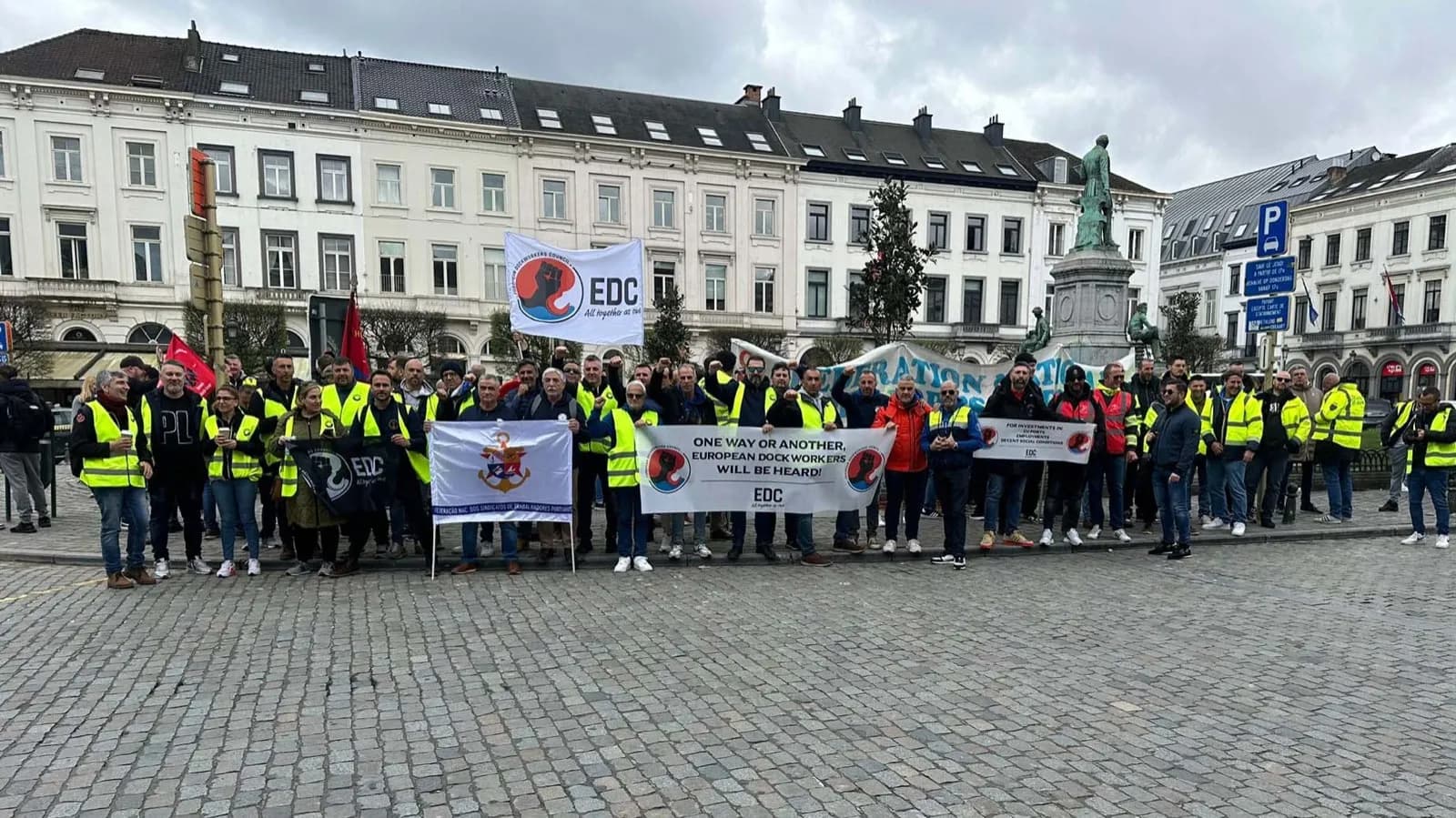 Los estibadores europeos demandan mayor participación en las decisiones sobre las políticas portuarias
