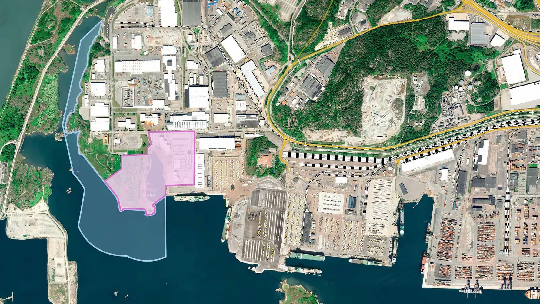 The Port of Gothenburg acquires new land to boost its expansion