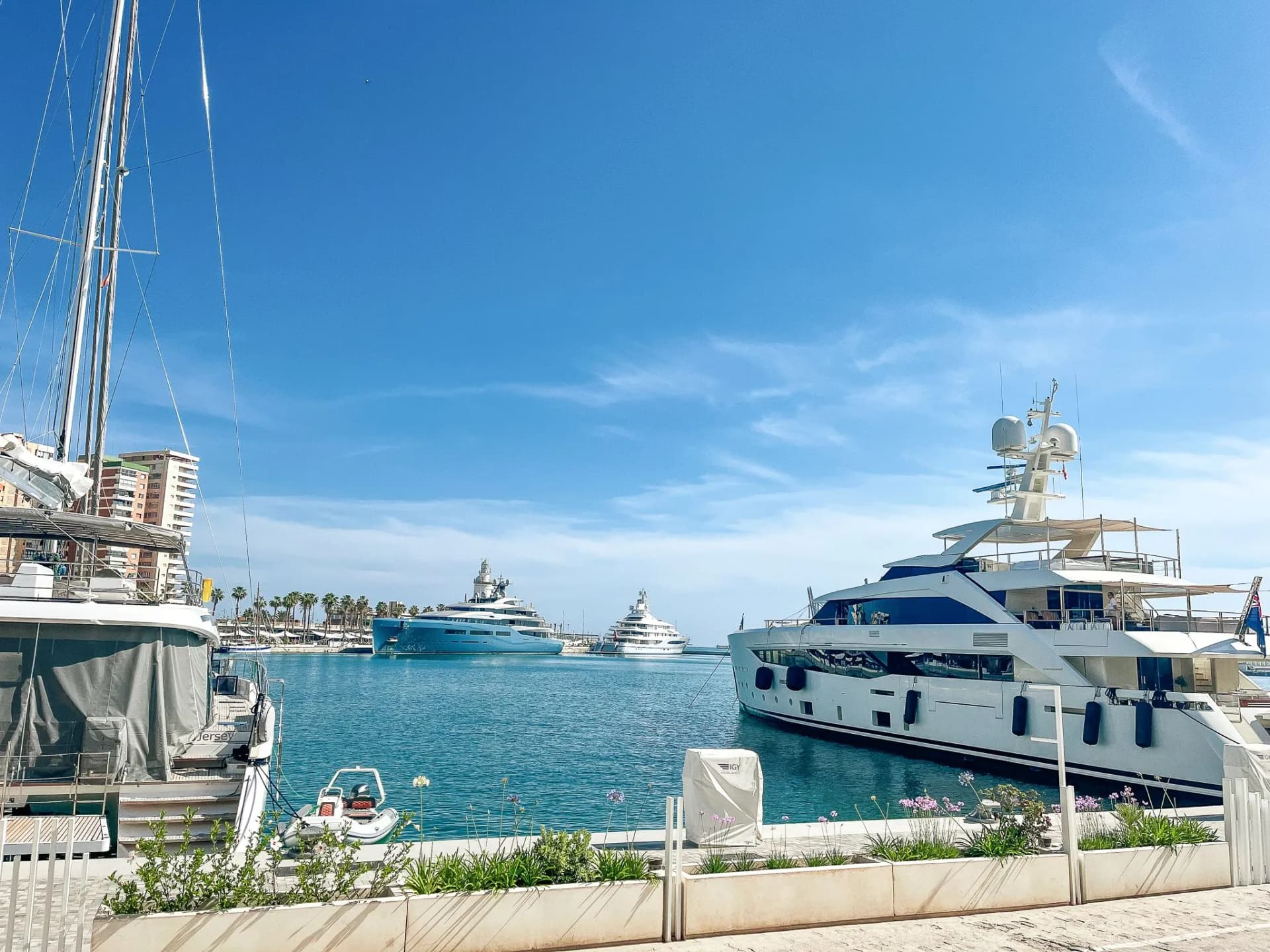 Marinas de Andalucía supera los 898 millones de euros de impacto económico y renueva su Comisión Delegada