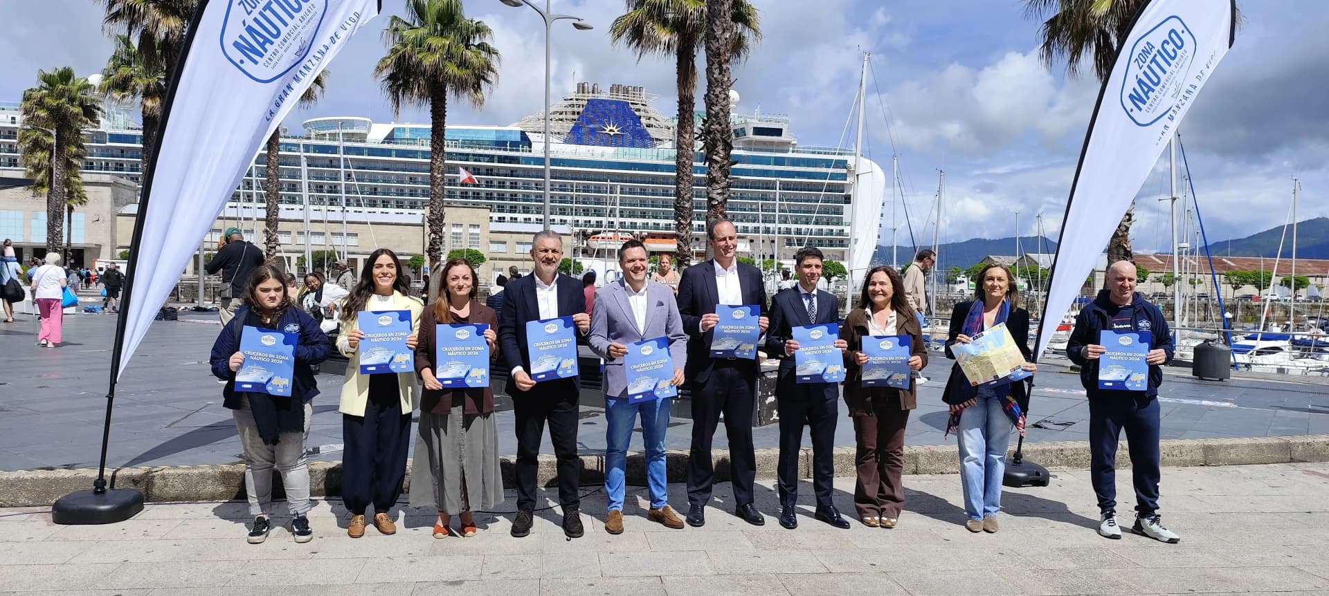 Ventura impulsa en Vigo una campaña para fomentar el comercio local entre turistas de crucero