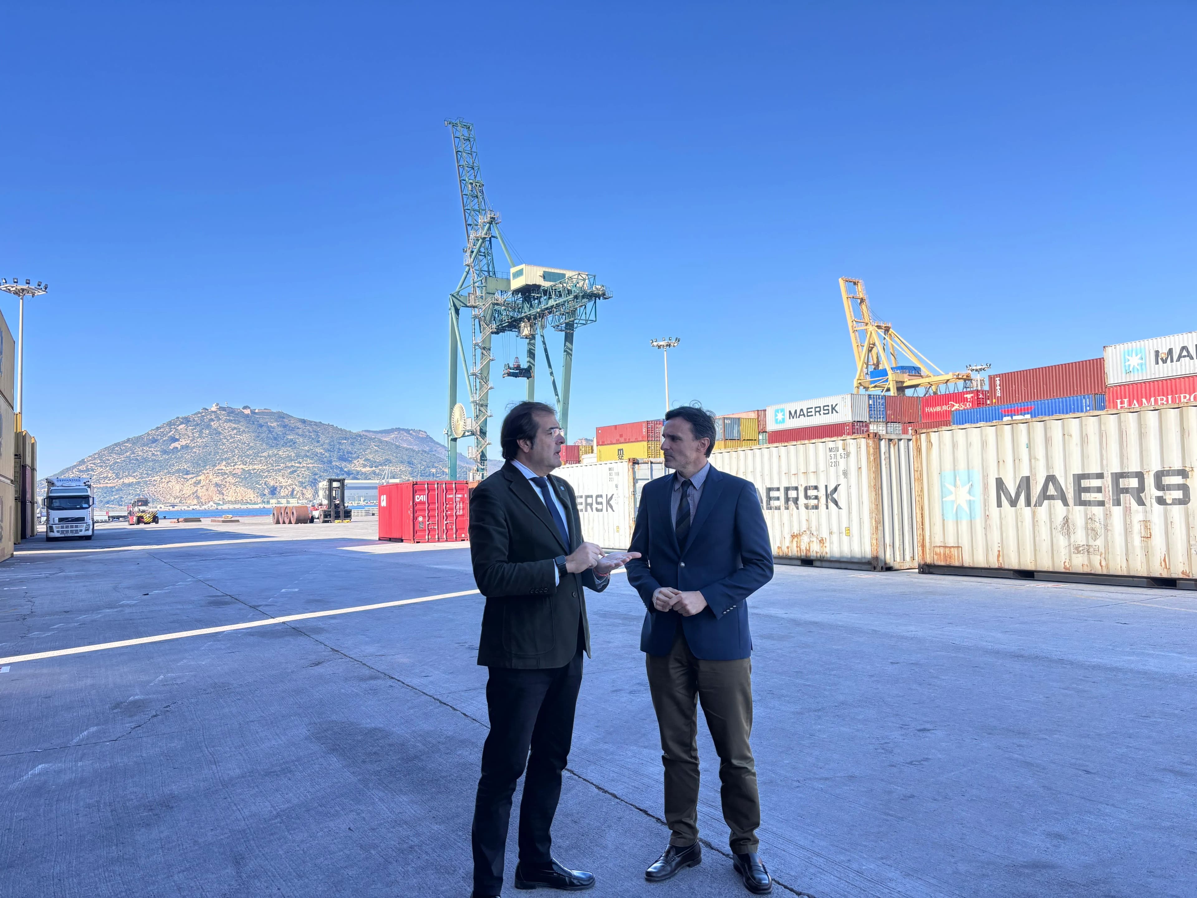 El Puerto de Cartagena avanza en la remodelación de su dársena para reforzar el tráfico de contenedores