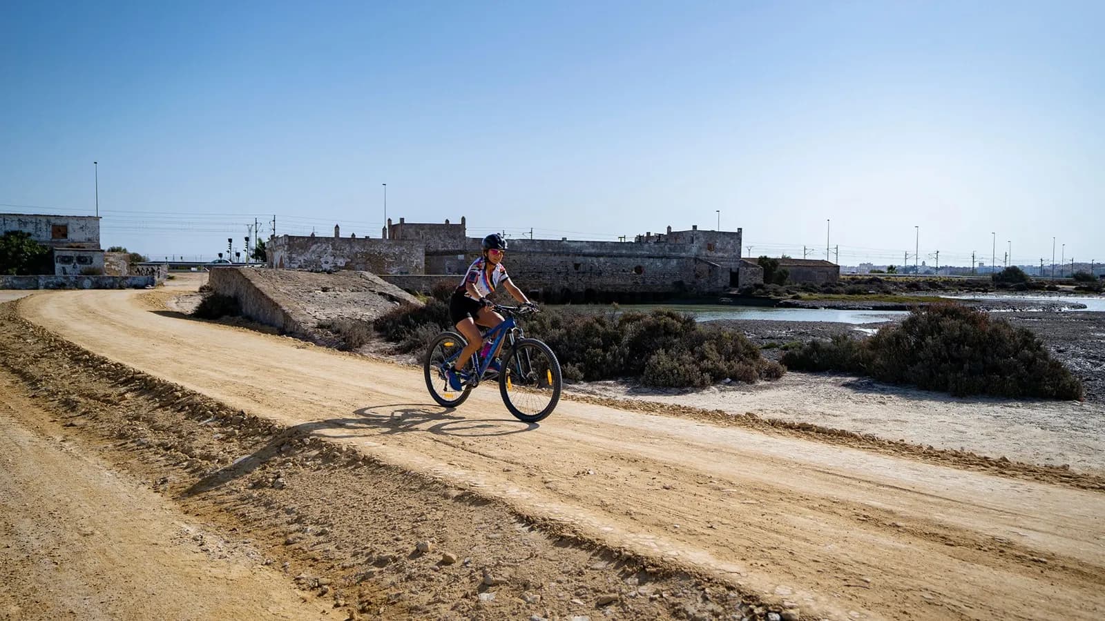 Cinco proyectos conectarán la provincia de Cádiz en una red ciclopeatonal de 175 kilometros