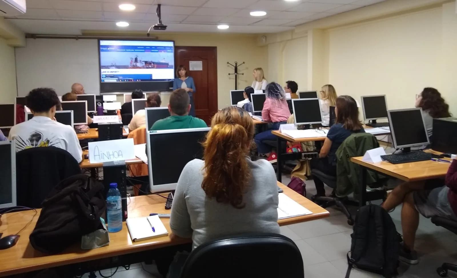 UniportBilbao lanza el Plan de Formación 2024-2025 con el apoyo de Lanbide para mejorar la empleabilidad y competitividad en el sector logístico