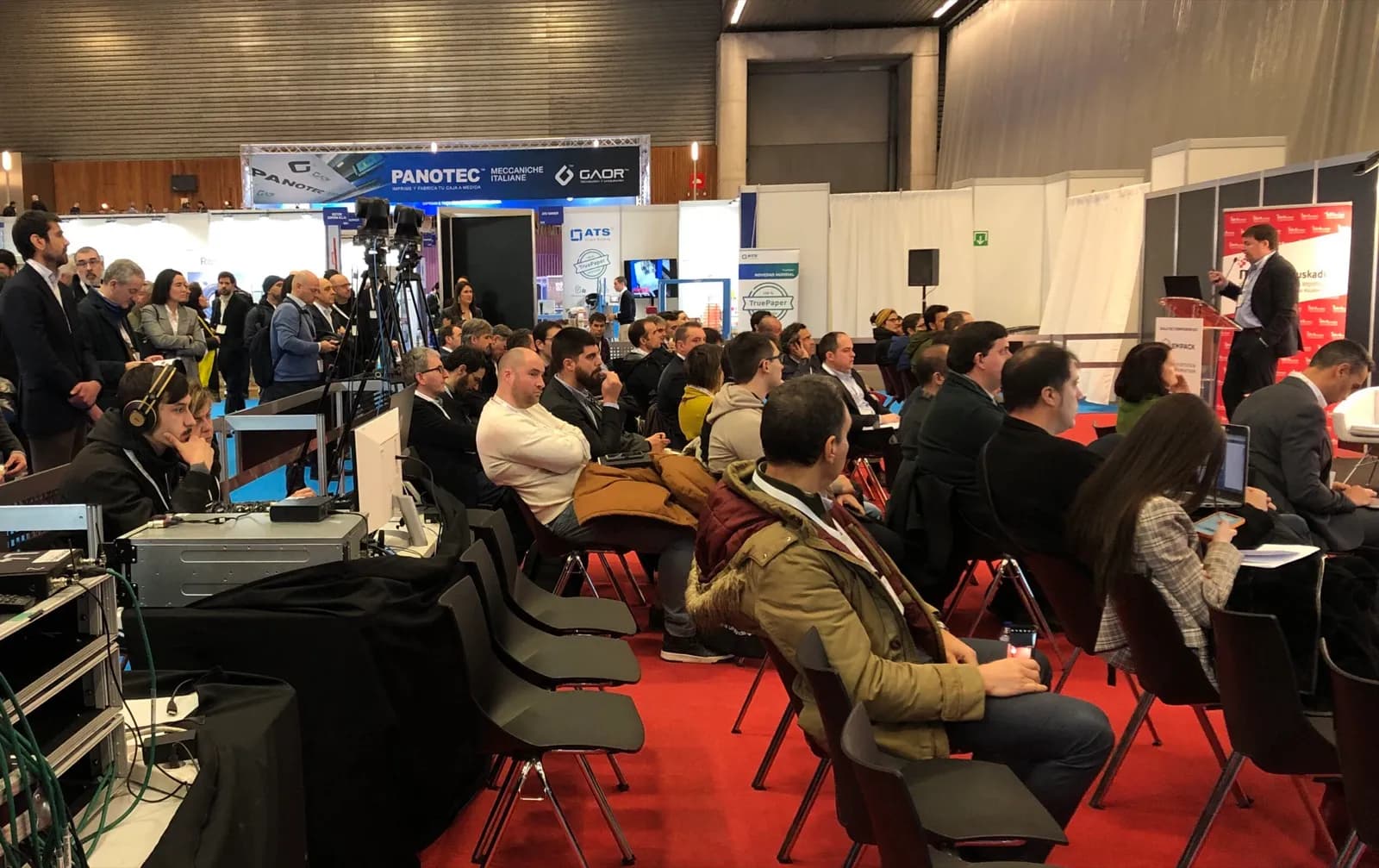La Jornada logística de Euskadi impulsa la transformación digital y sostenible del sector