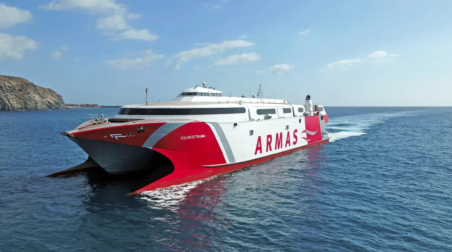 Armas Trasmediterránea lanza una promoción especial para viajar a La Palma