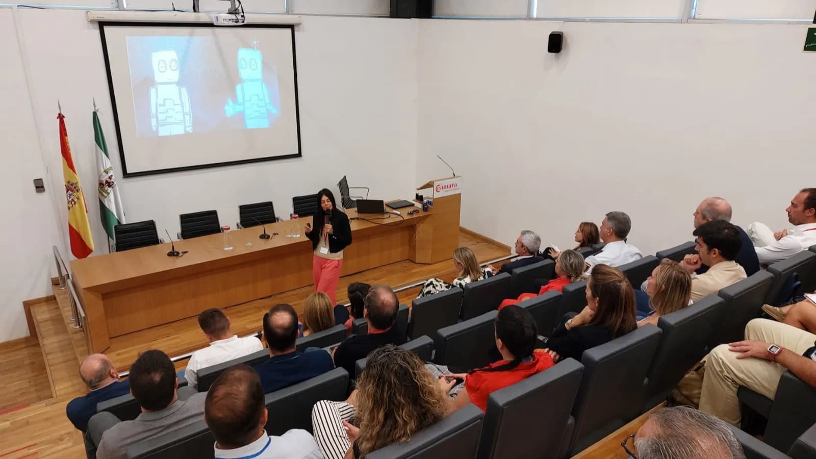 La Cámara de Comercio celebra la primera feria de Innovación y Tecnología