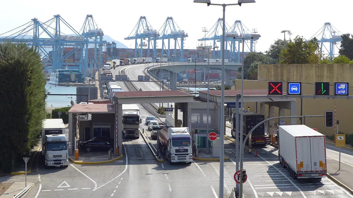 La APBA adjudica el suministro e instalación de equipos de lectura en los controles de acceso del puerto de Algeciras