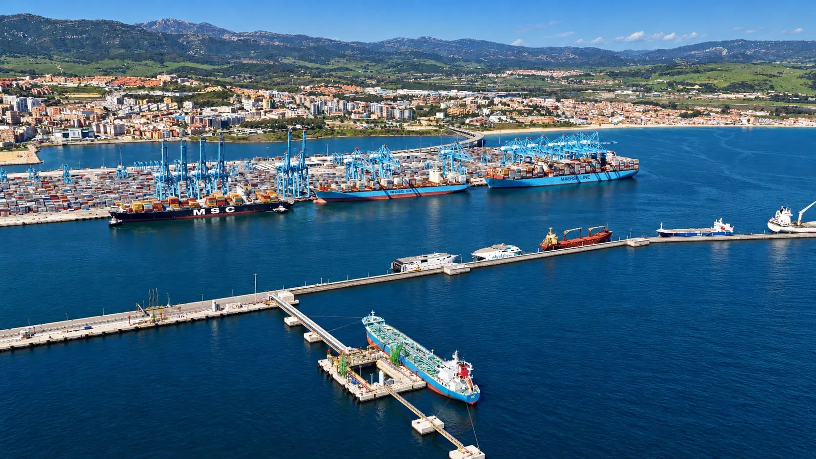 Los puertos de Algeciras y Tarifa probarán un sistema de vigilancia de infraestructuras mediante satélites y sensores terrestres