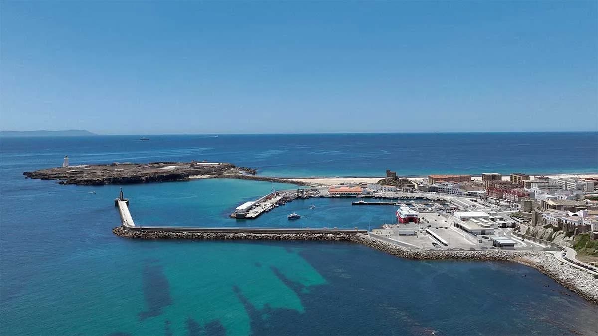 Ecologistas denuncian falta de precaución ambiental en proyectos del puerto de Tarifa