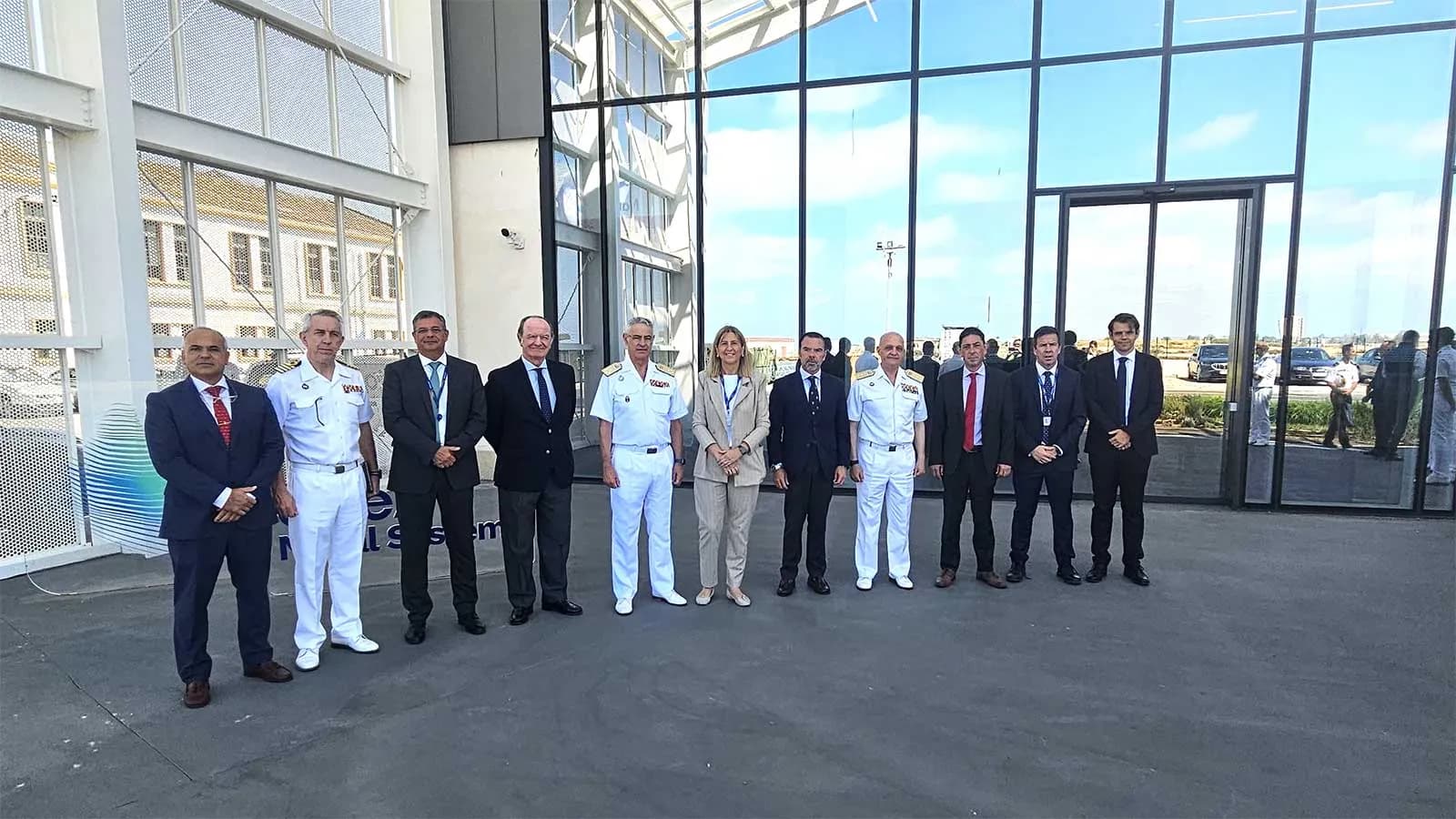 El AJEMA visita Navantia San Fernando para conocer el Centro de Excelencia de Sistemas Navales
