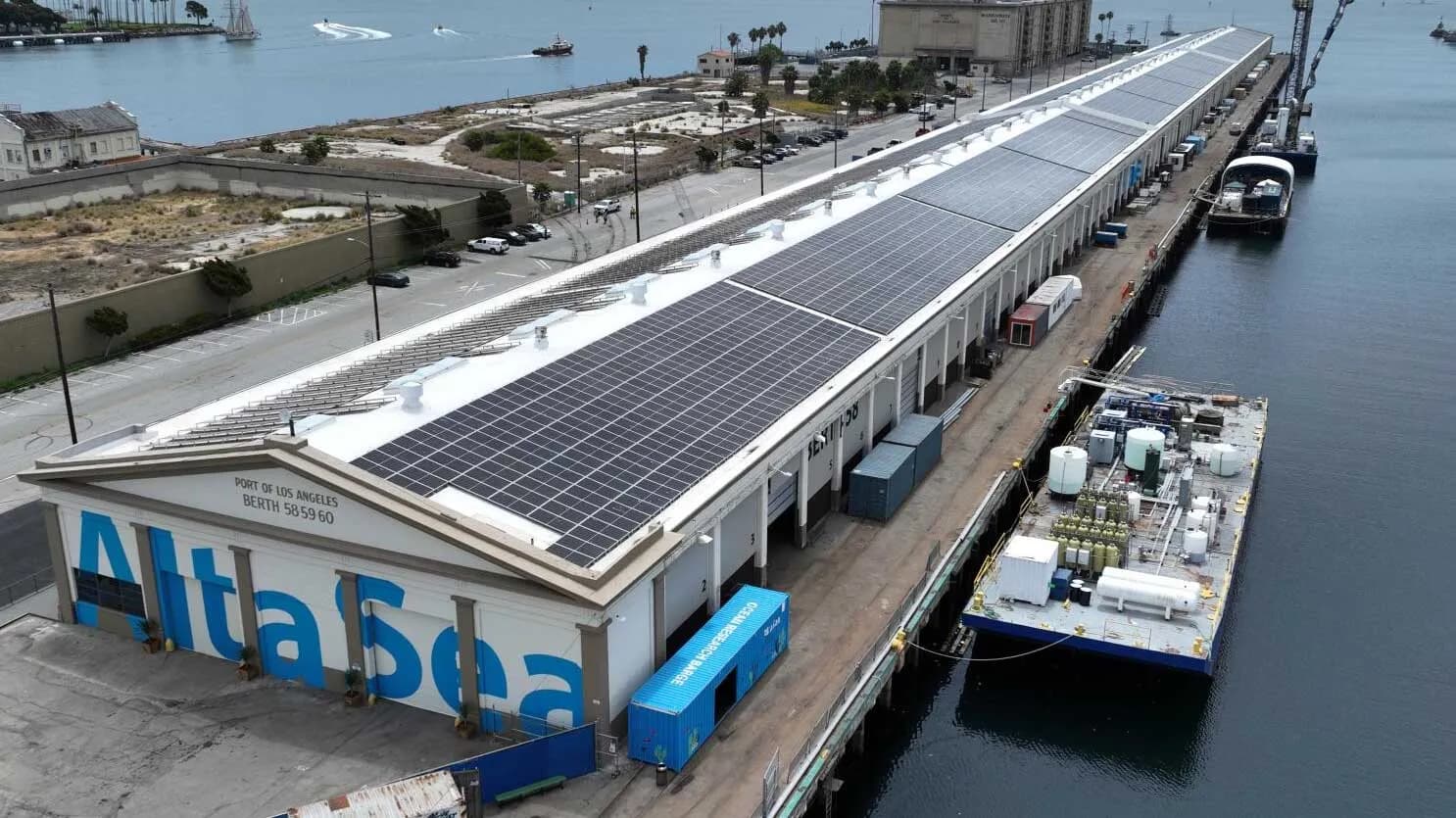 BlueTechPort y AltaSea firman un acuerdo de colaboración para conectar los ecosistemas de economía azul de los puertos de Barcelona y Los Ángeles