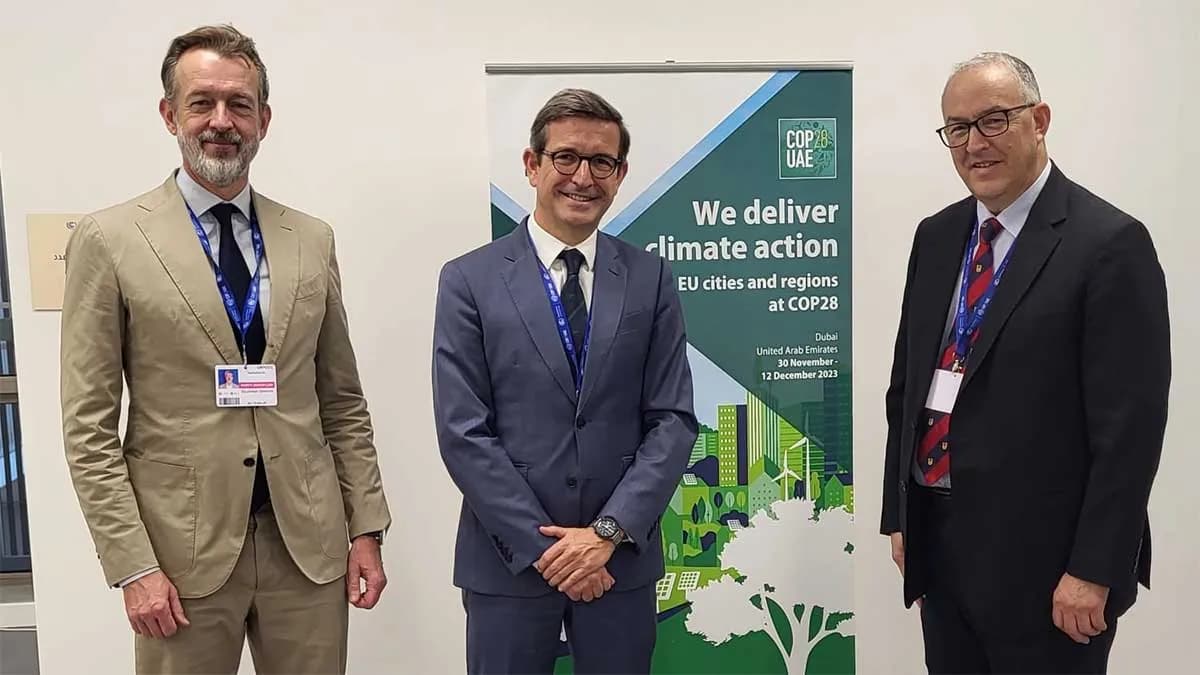 La Junta de Andalucía estrecha lazos con el Puerto de Róterdam
