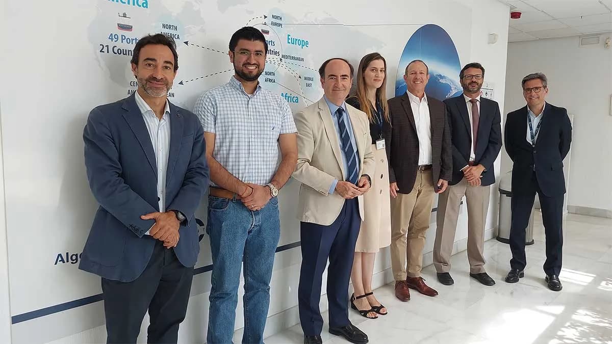 La APBA acoge un encuentro comercial entre empresas andaluzas y autoridades de El Salvador