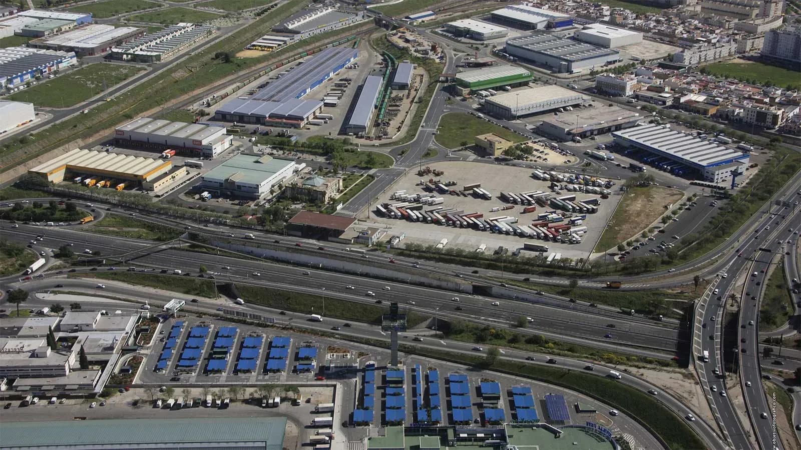 La Junta de Andalucía construirá tres nuevas naves en el Área Logística de Sevilla