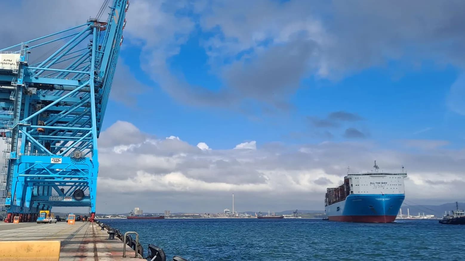 Maersk suspende reservas marítimas en varios países del Golfo