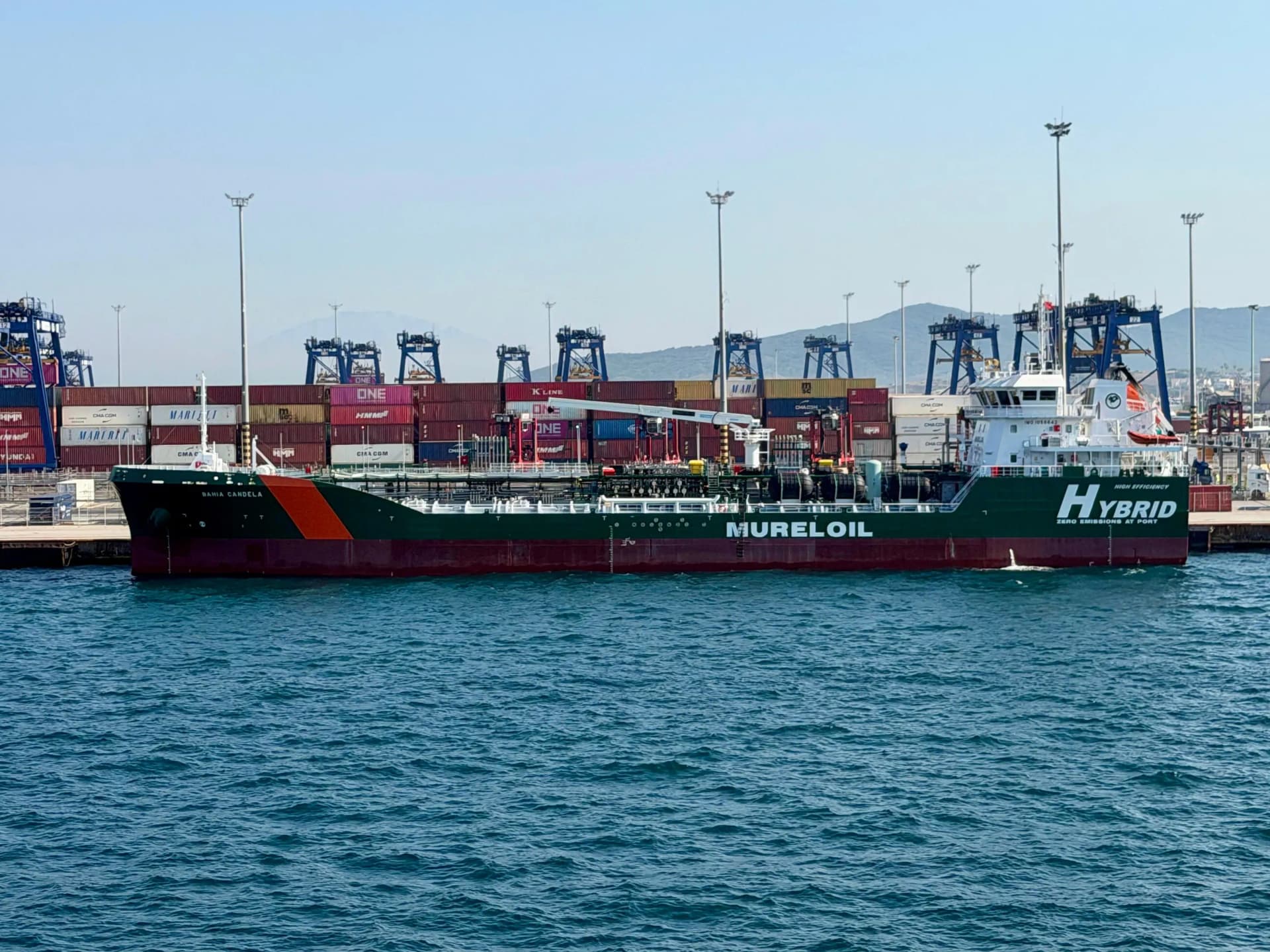 El buque quimiquero Bahía Candela entra en servicio y se incorpora a la flota de Mureloil