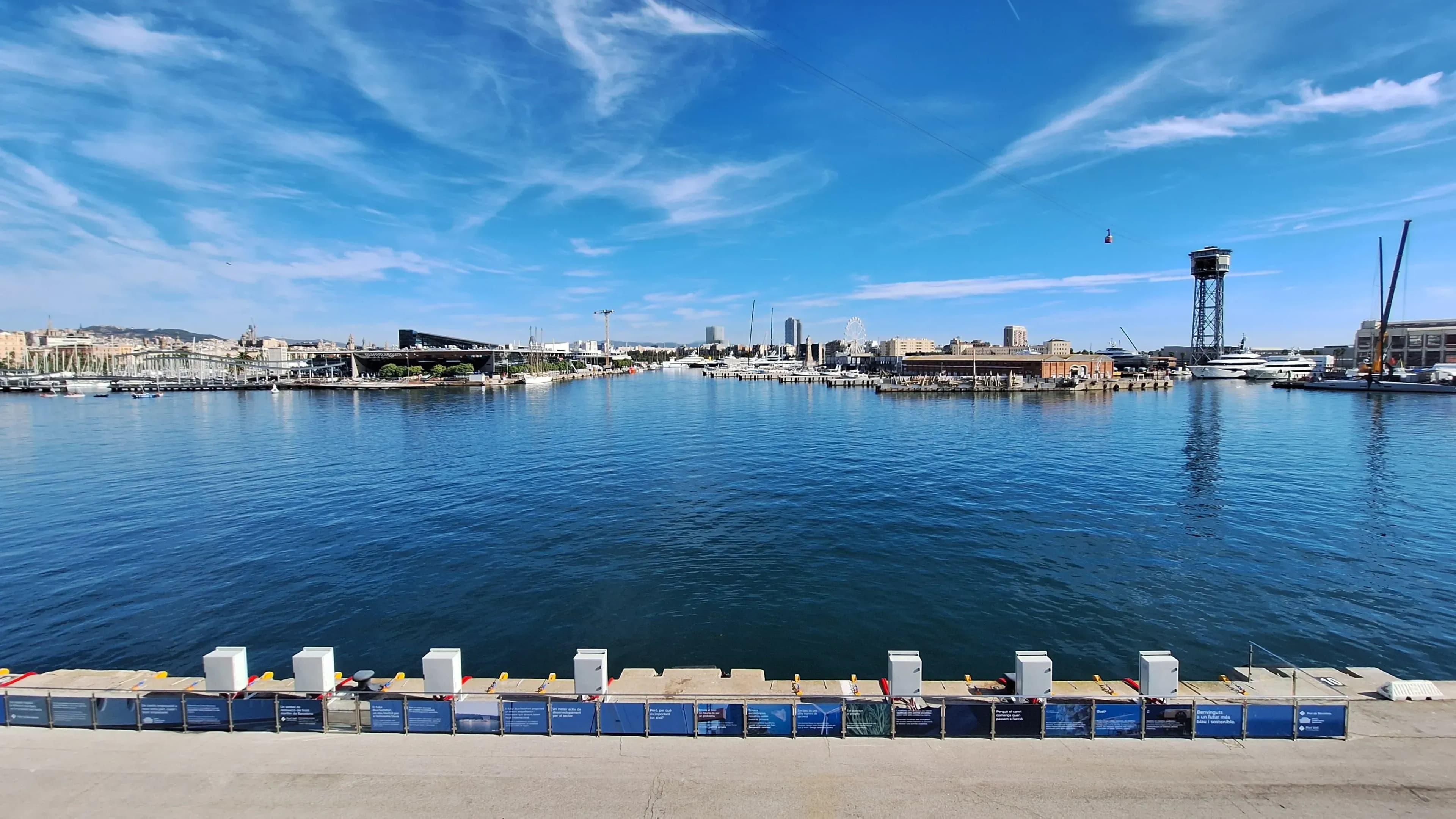 El Puerto de Barcelona impulsa un programa internacional para atraer startups de la economía azul