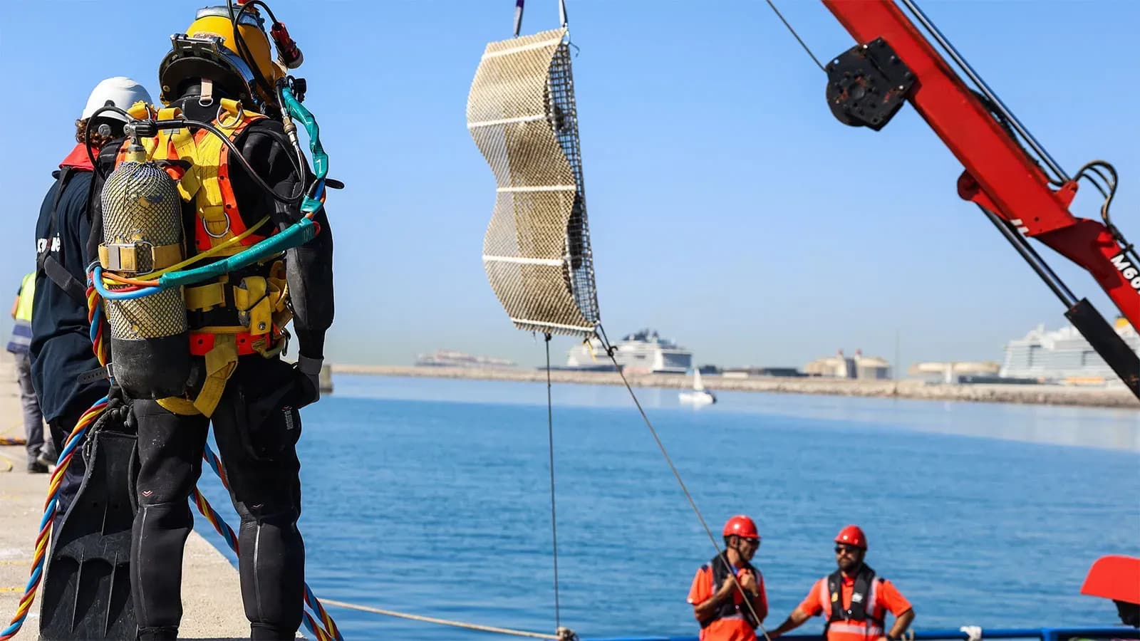 El Puerto de Barcelona instala las primeras estructuras regenerativas del programa RegenPorts