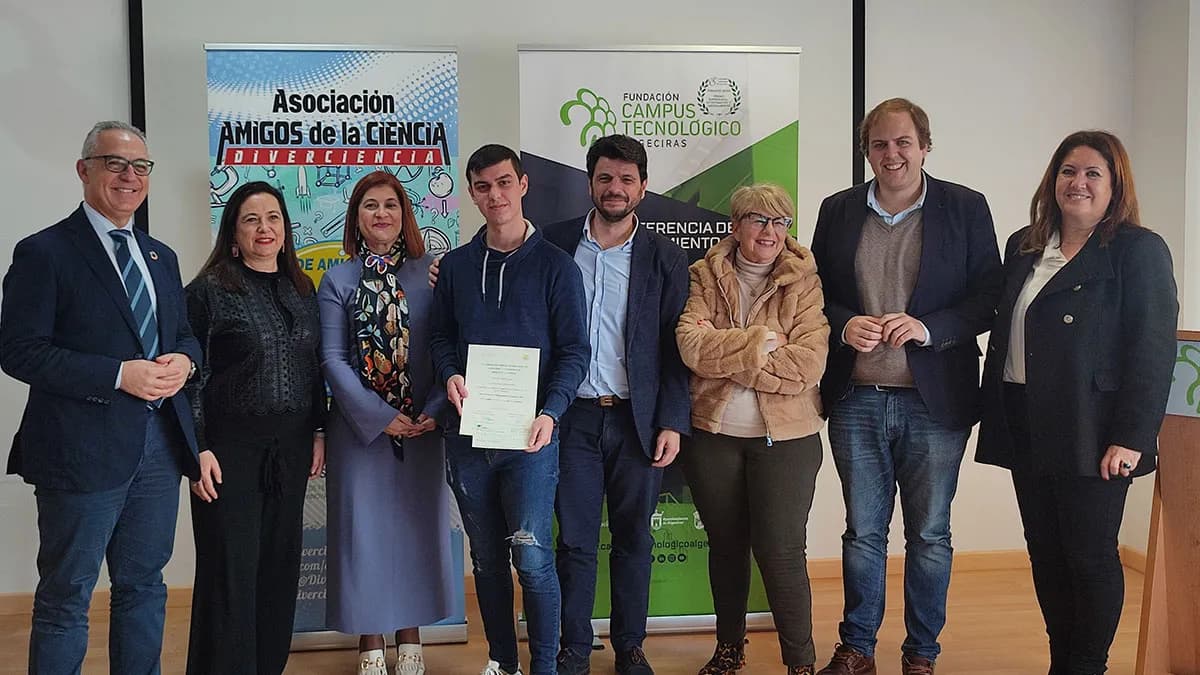 FCTA y Diverciencia otorgan una nueva beca para el CNIO a un estudiante algecireño