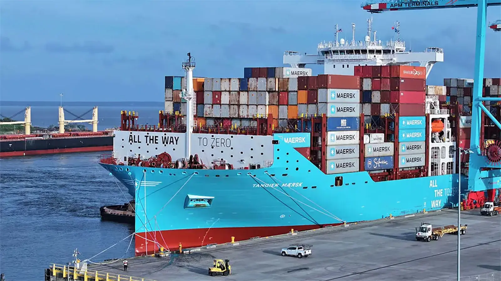 Maersk performs in Houston the first supply of 100% bioethanol to a container ship in the US
