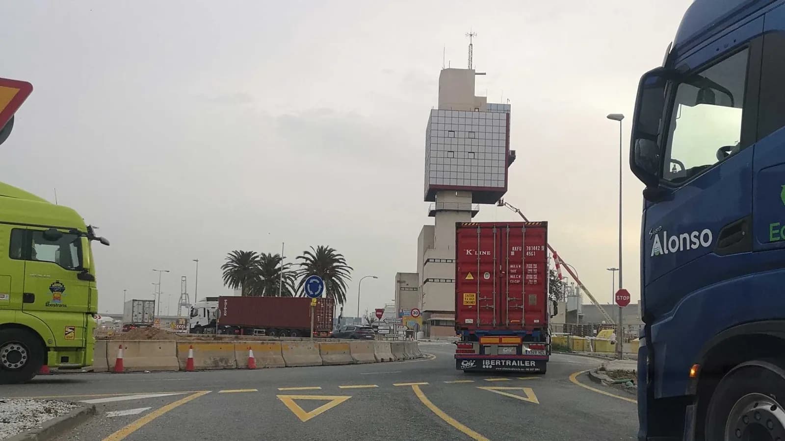 Las terminales de contenedores de Valencia reanudan mañana su actividad ordinaria