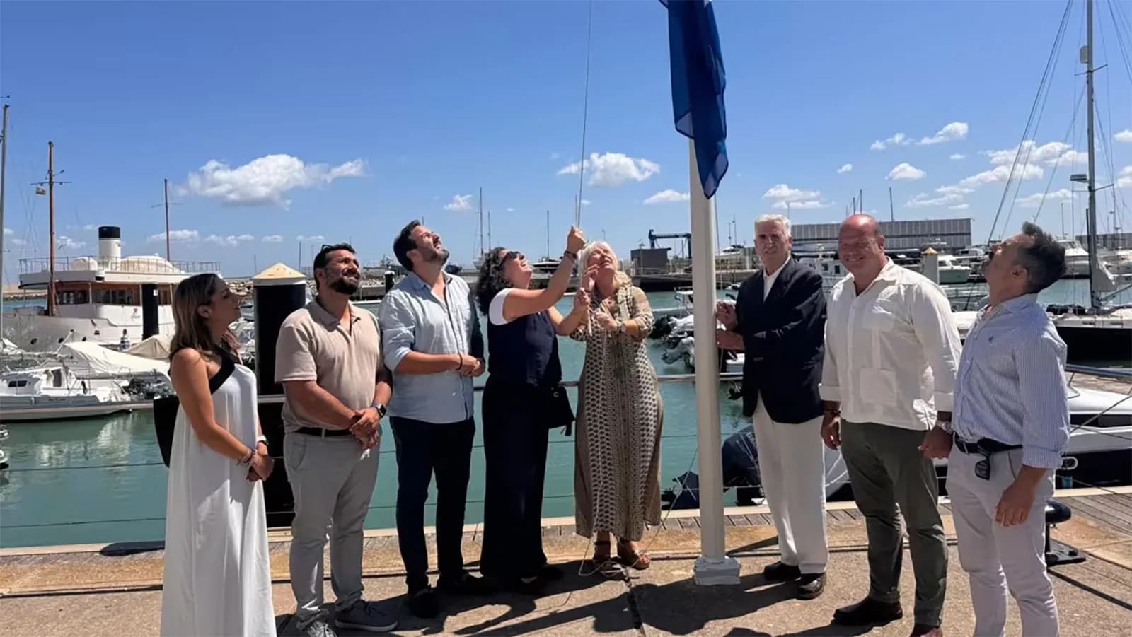 Los puertos de Rota y Chipiona izan las banderas azules que certifican su gestión sostenible