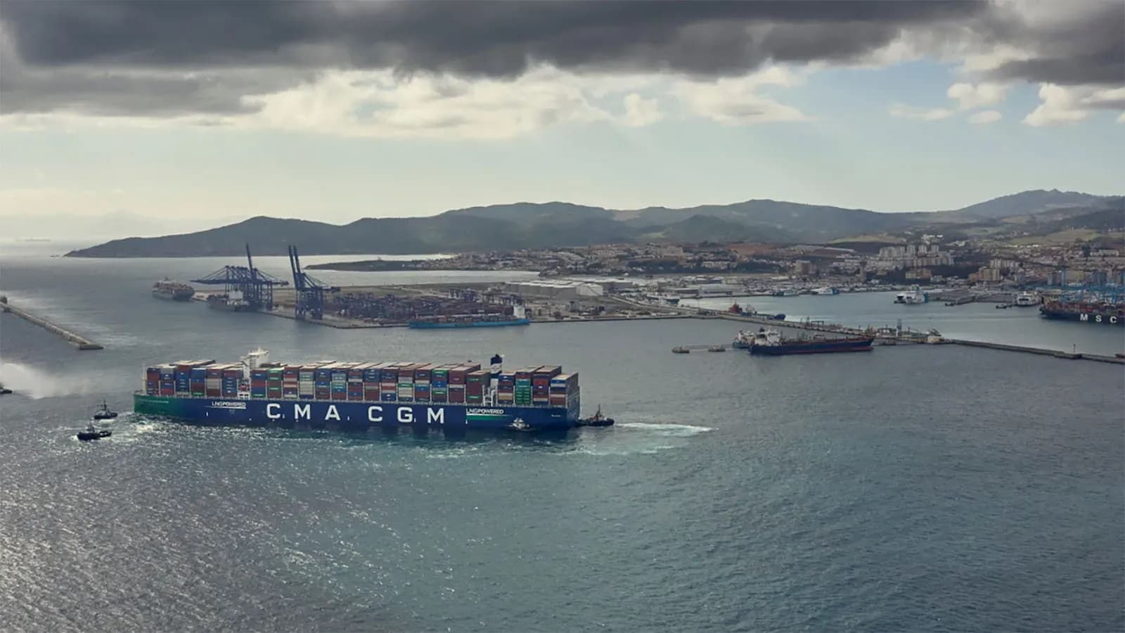 Los puertos europeos piden a la Comisión Europea una revisión urgente del EU-ETS marítimo para frenar la fuga de tráficos y de carbono