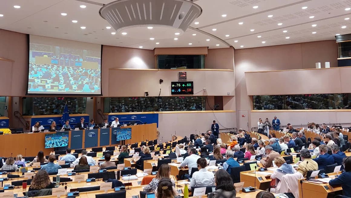 FEPORT demands ENVI measures to prevent the transfer of transshipment outside the EU