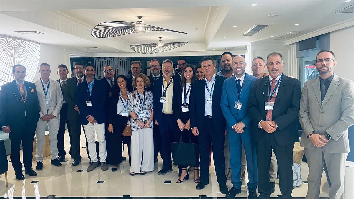 La Comunidad Portuaria de la Bahía de Algeciras se reúne con instituciones clave y profesionales del sector marítimo en Estambul
