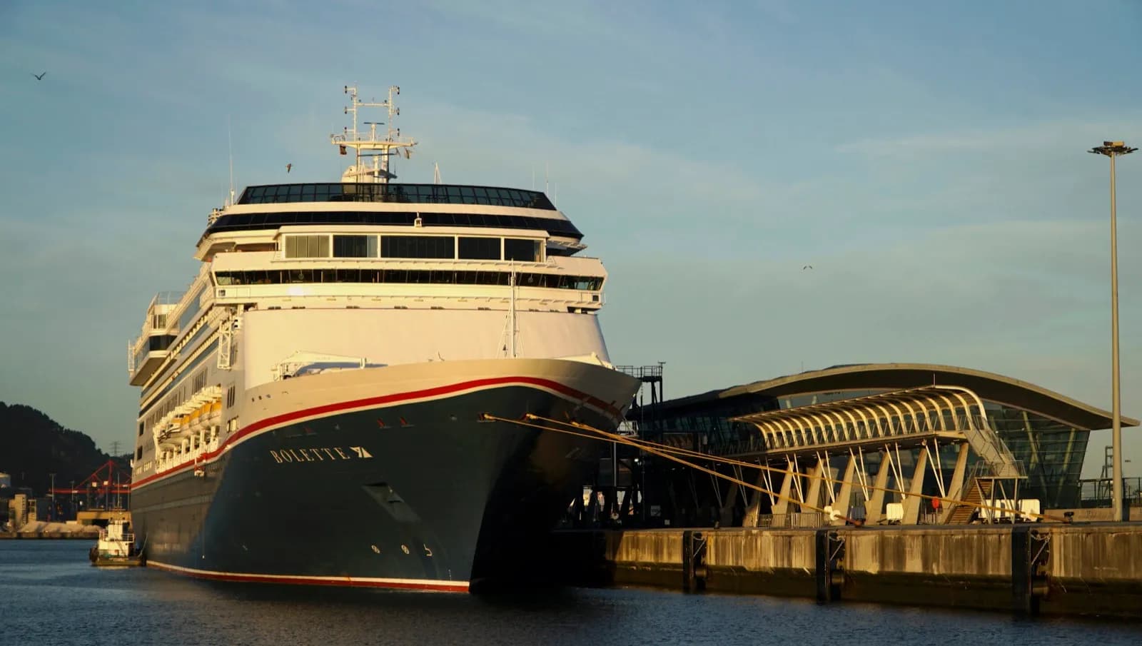 El Puerto de Bilbao cierra la temporada de cruceros con la llegada del Bolette