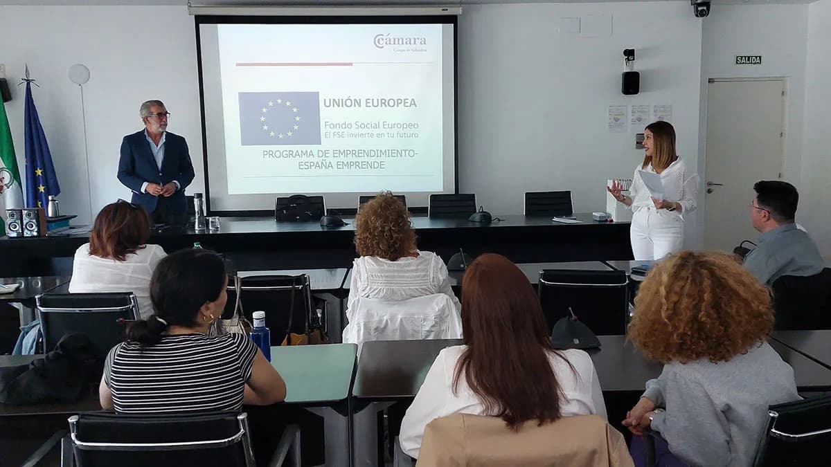 La Cámara de Comercio del Campo de Gibraltar ofrece cursos gratuitos para impulsar el emprendimiento y la mejora empresarial