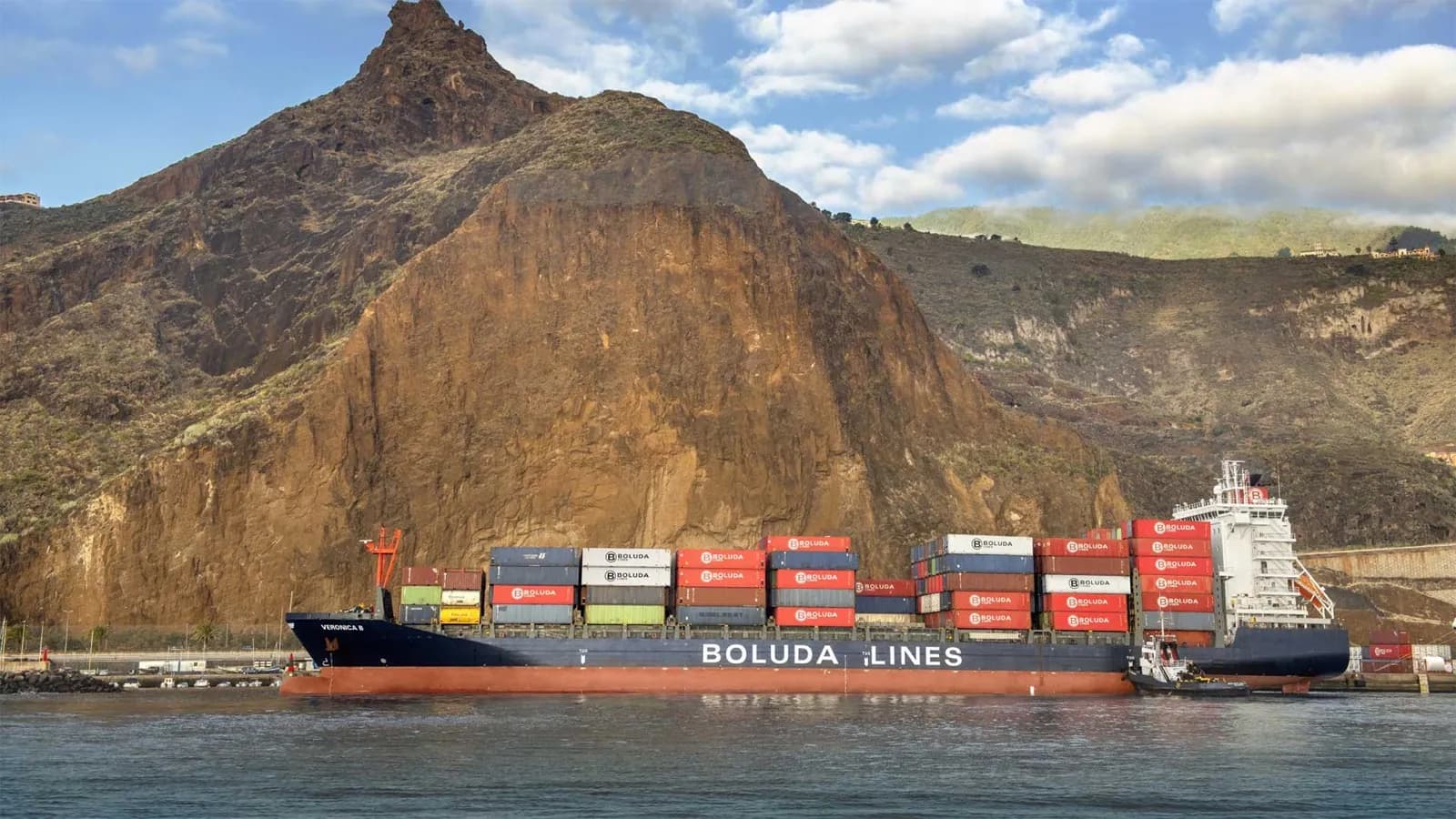 Constituida la Comisión Mixta para el seguimiento del sistema de compensación del transporte de mercancías en Canarias