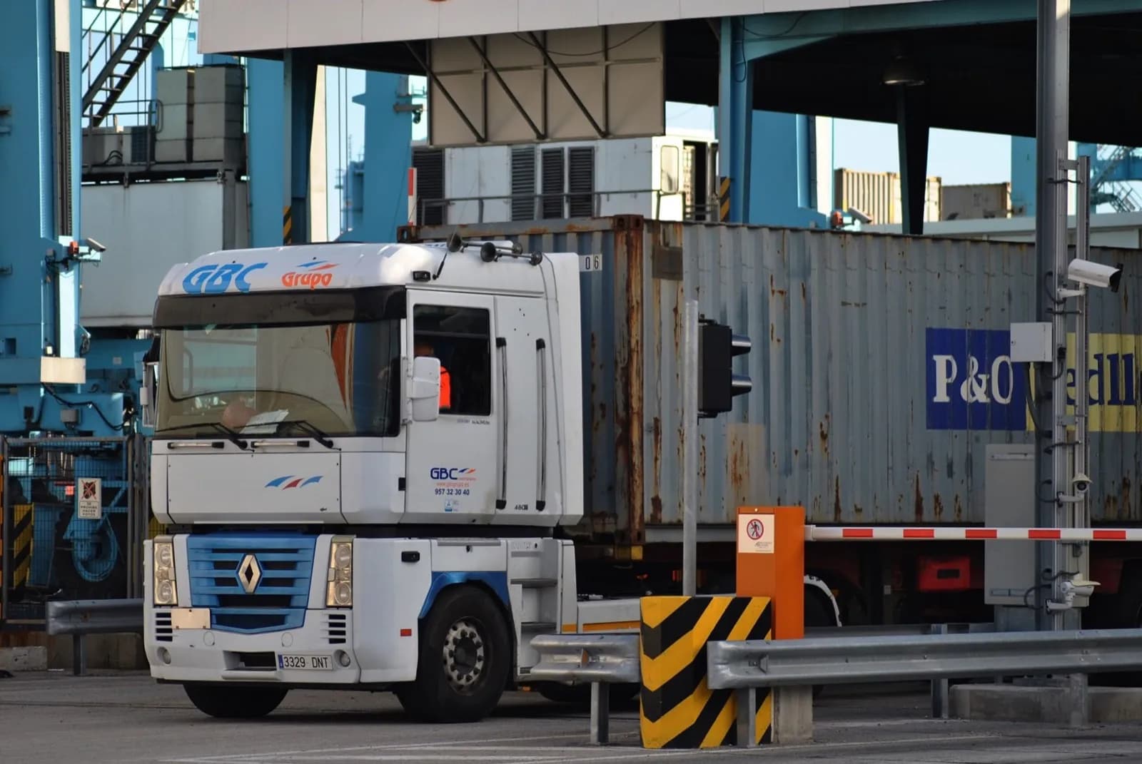 Nueva convocatoria de ayudas para la capacitación digital en el sector del transporte