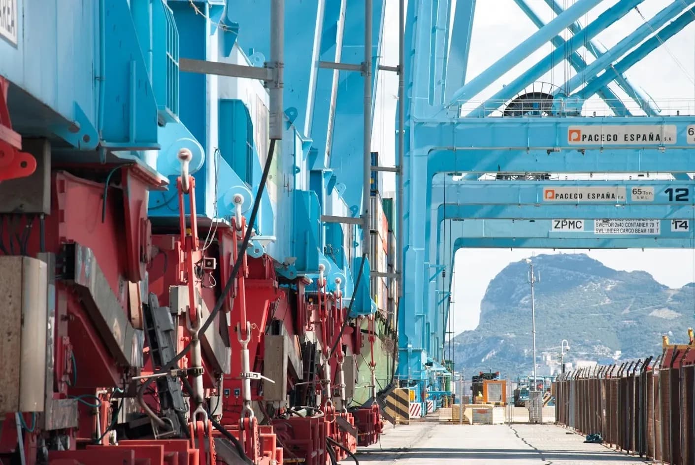 La estiba de Algeciras completa un nuevo ciclo de integración con 453 trabajadores convertidos en indefinidos