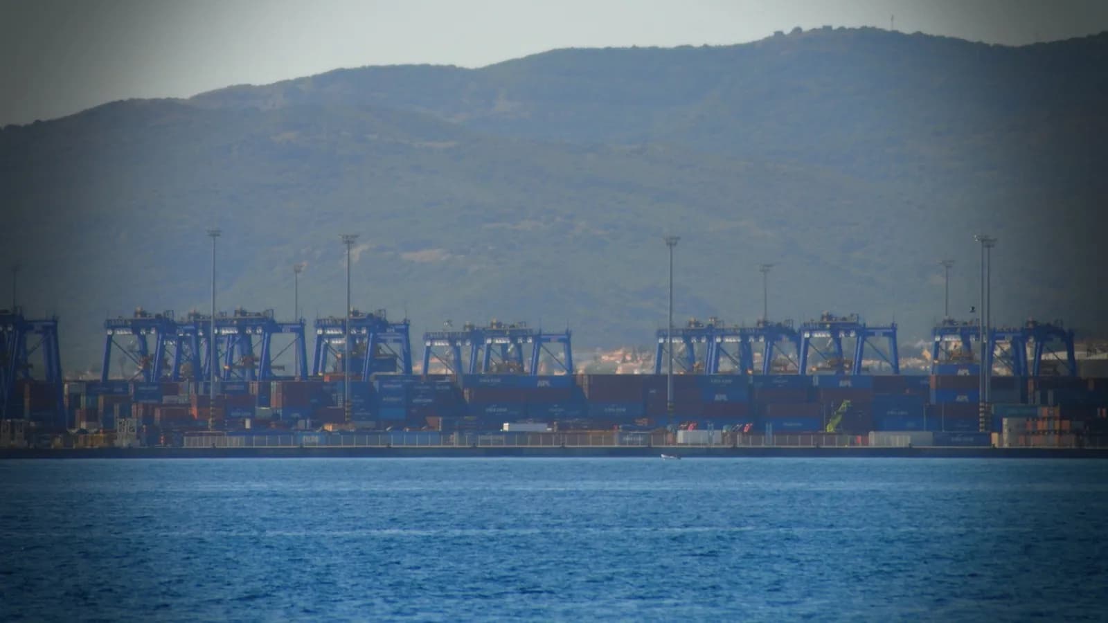 Arranca el nuevo servicio Asia-Europa de THE Alliance en TTI Algeciras