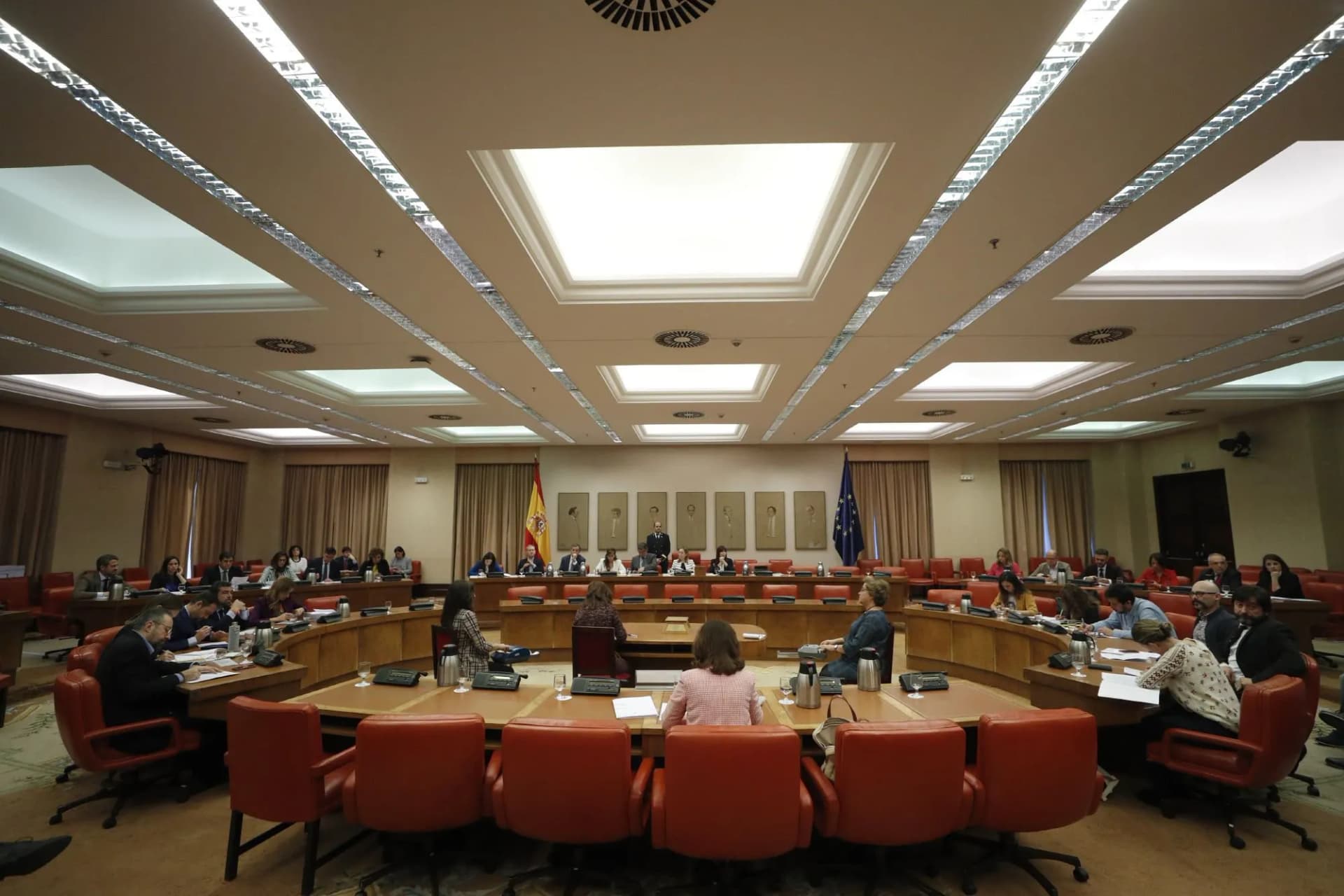 Cuatro años después, la estiba concluye su reforma a falta de la publicación en el BOE