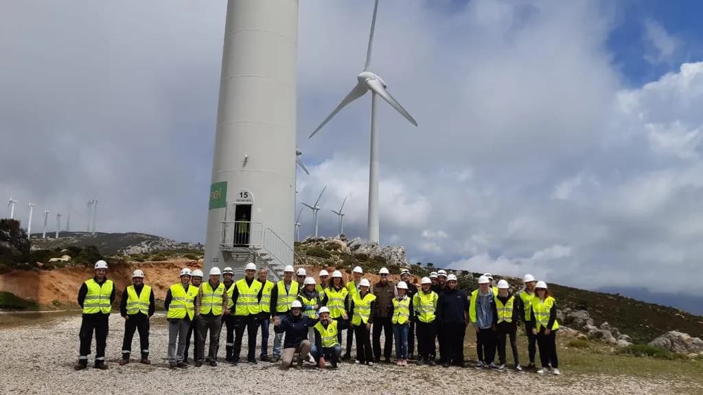 Endesa inaugura un centro de visitantes en el parque eólico de Los Lances