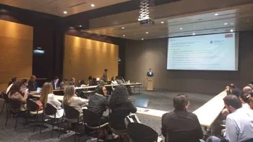 El sector logístico y de movilidad de Euskadi se promociona en Colombia, Portugal y Barcelona