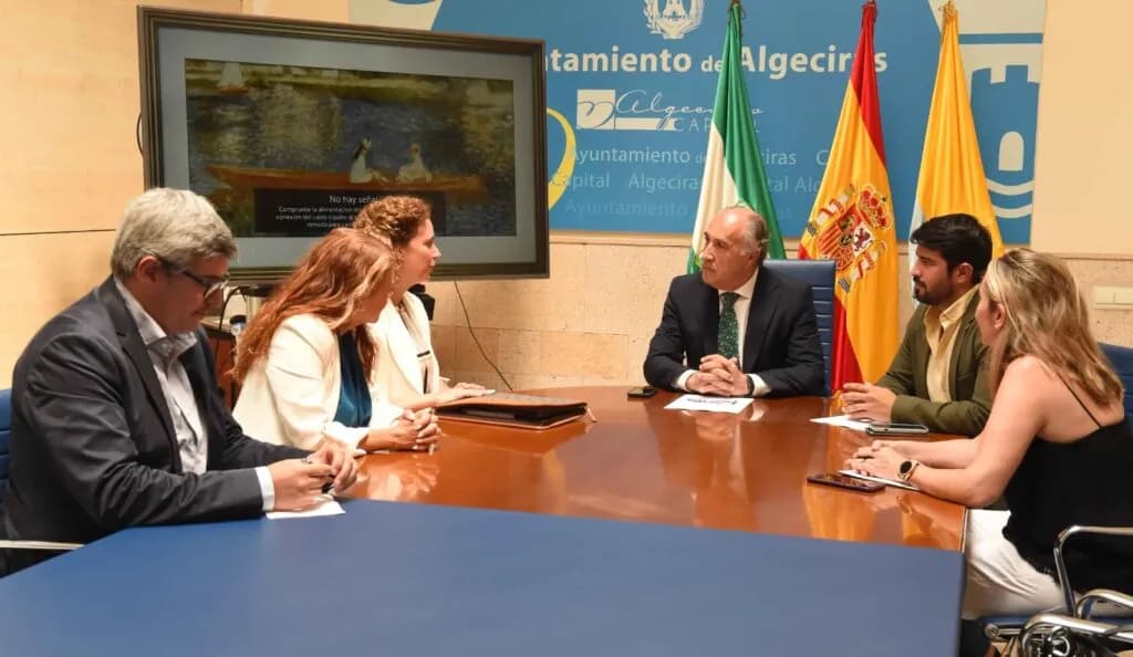 EVOS y Ayuntamiento de Algeciras mantienen una reunión de trabajo