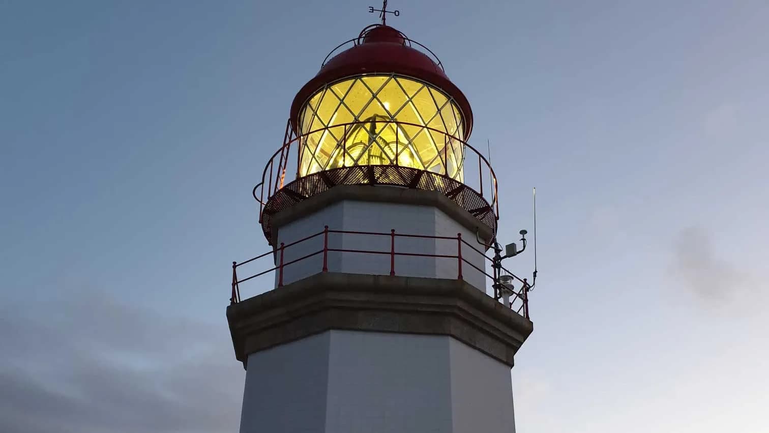 La Autoridad Portuaria de Vigo convocará un concurso público para convertir el faro de Silleiro en un hotel