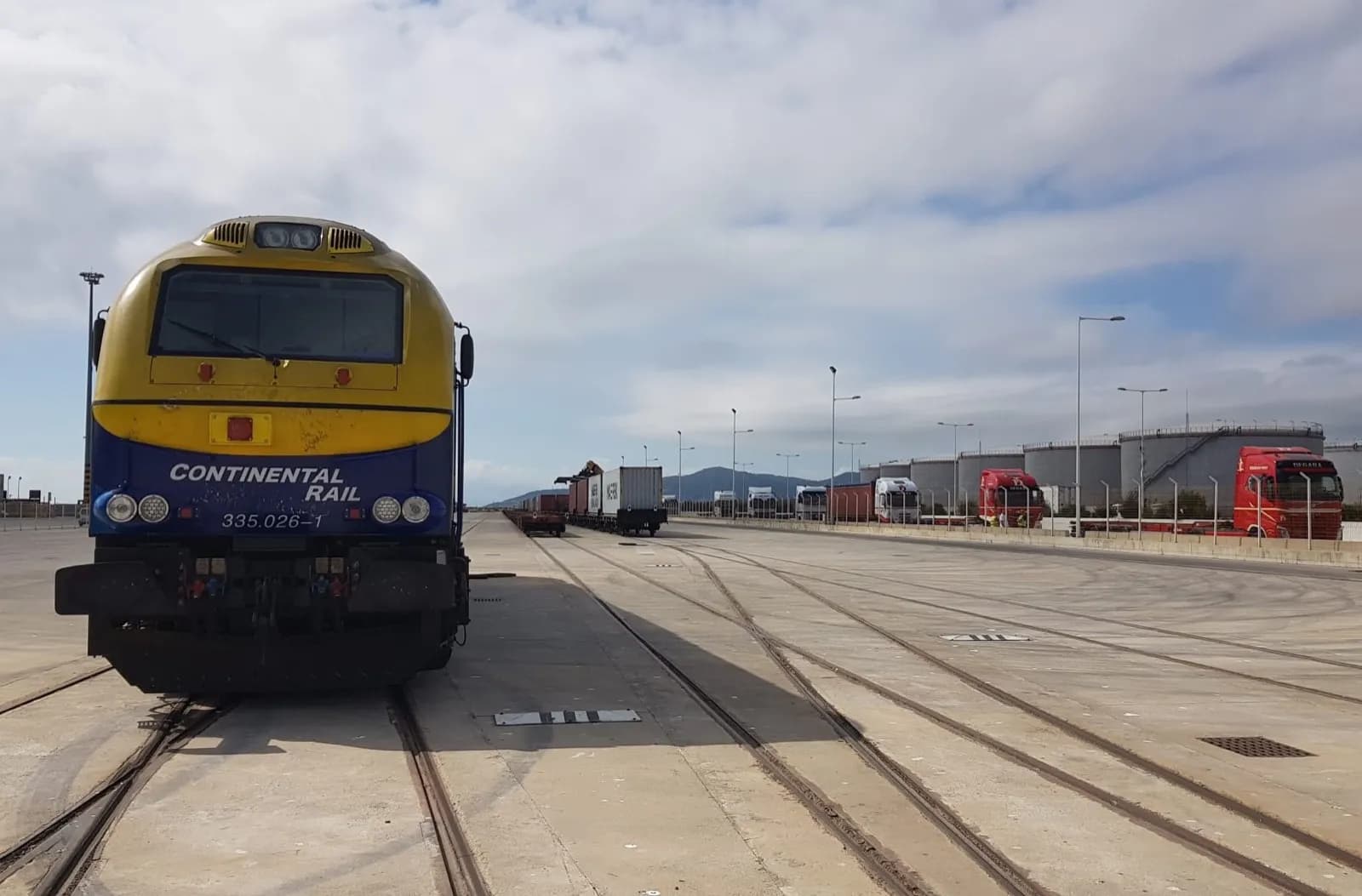 El presidente de la APBA reclama un plan eficiente para el ferrocarril en el Puerto de Algeciras ante la caída del tráfico ferroviario